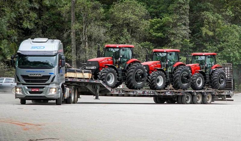 Transporte Rodoviário de Cargas e Equipamentos
